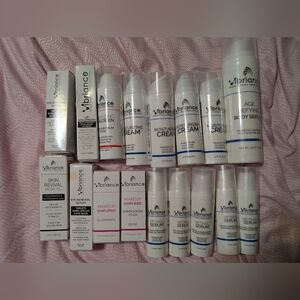 Vibrance Skincare Set 17 Piece Lot